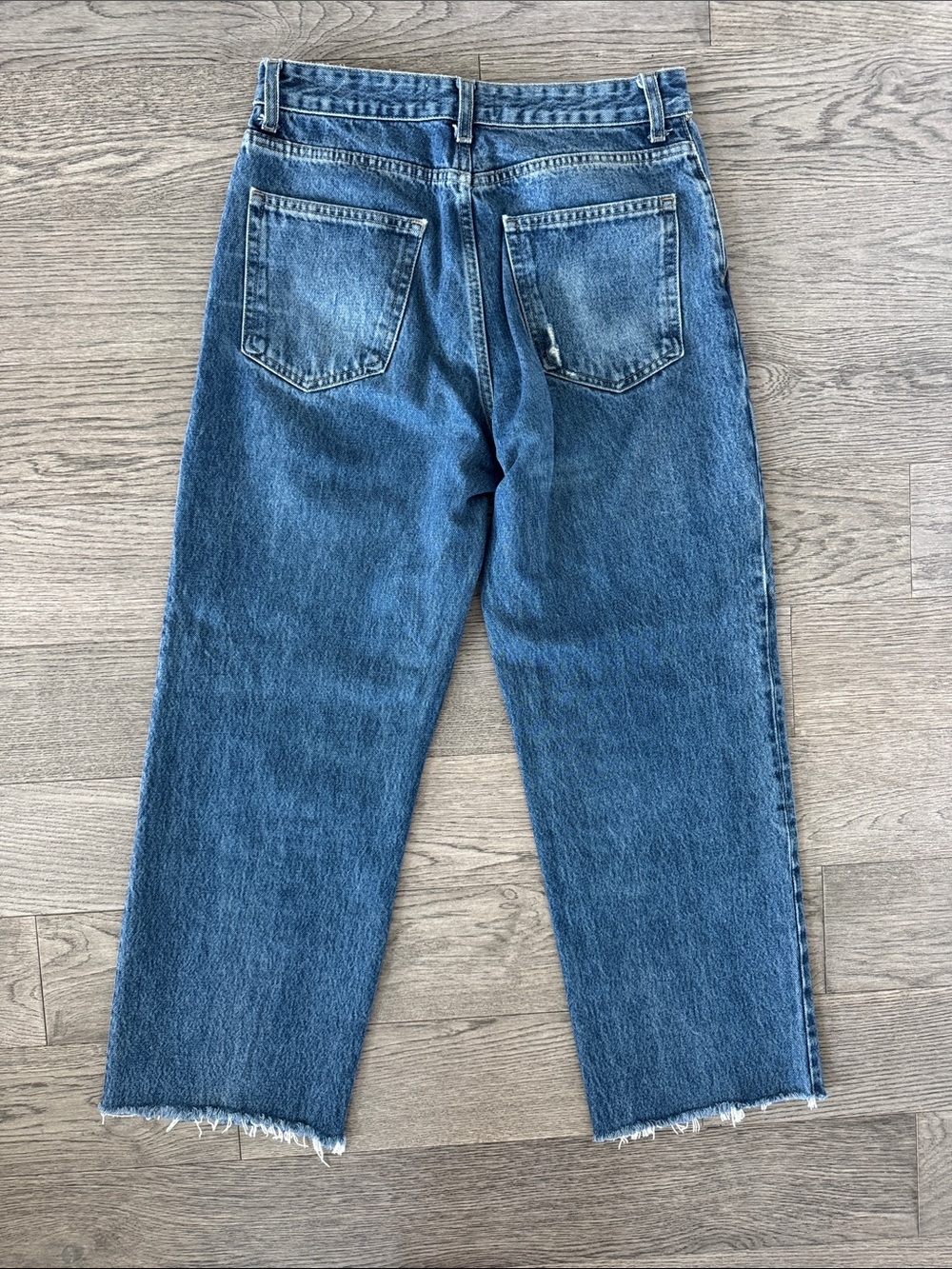 🌼Zara🌼 Straight Leg Jeans in Distressed Blue, Size 8 - Picture 6 of 7